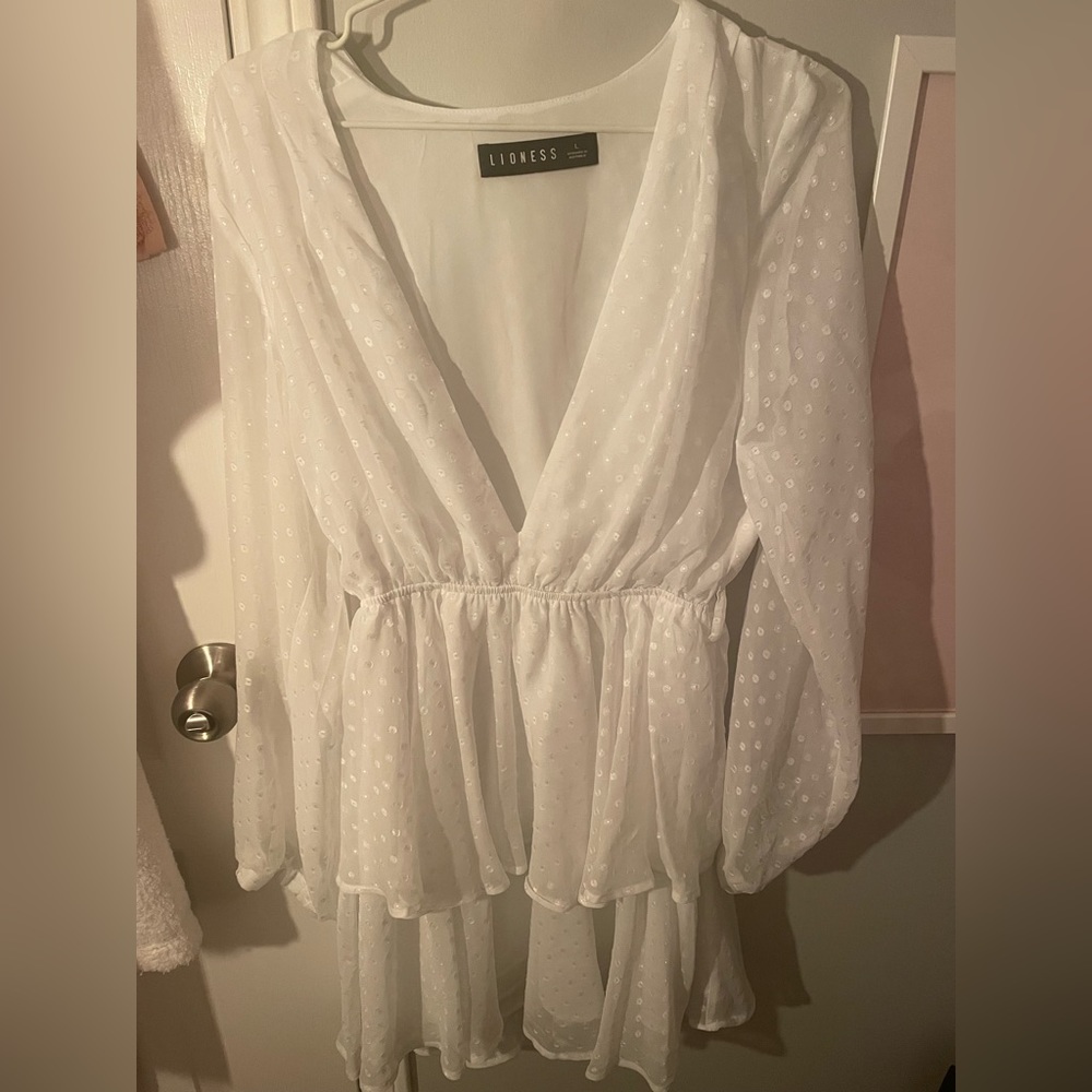 Princess Polly Lioness white flowy dress size L